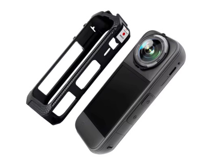 klec insta360 x5 se sankami 2