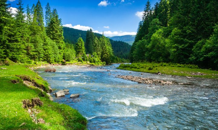 Ionexové pryskyřice pro pitnou a podzemní vodu