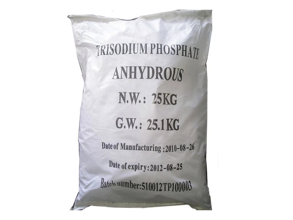 fosforecnan_sodny_dodekahydrat_krystalicky_pro_kotlove_vody_csn_07_7401_tvrda_voda_usazeniny