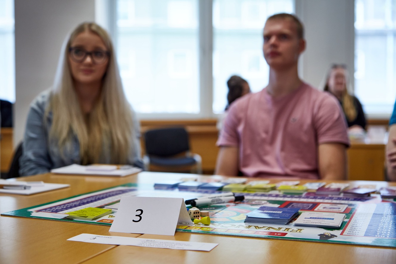 SKOLA
