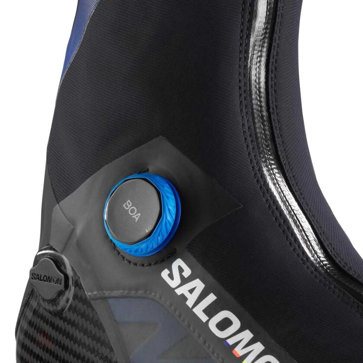 Detail otočného uzávěru BOA a nepromokavého zipu na botě Salomon S/LAB Classic BOA Prolink