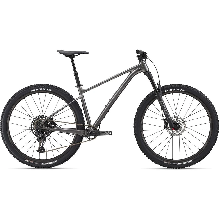 Giant Fathom 29 1 v barvě Metallic Black z boku