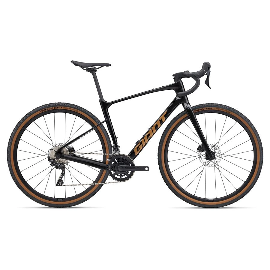 Giant Revolt Advanced 3 v barvě Panther z boku