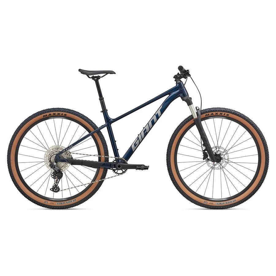 Giant Talon 29 0 v barvě Ultra Navy z boku