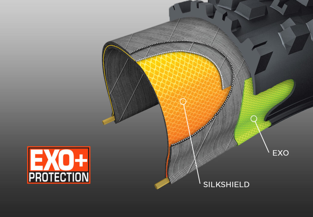 Řez pláštěm s vrstvou EXO v bočnici a výstelkou SilkShield
