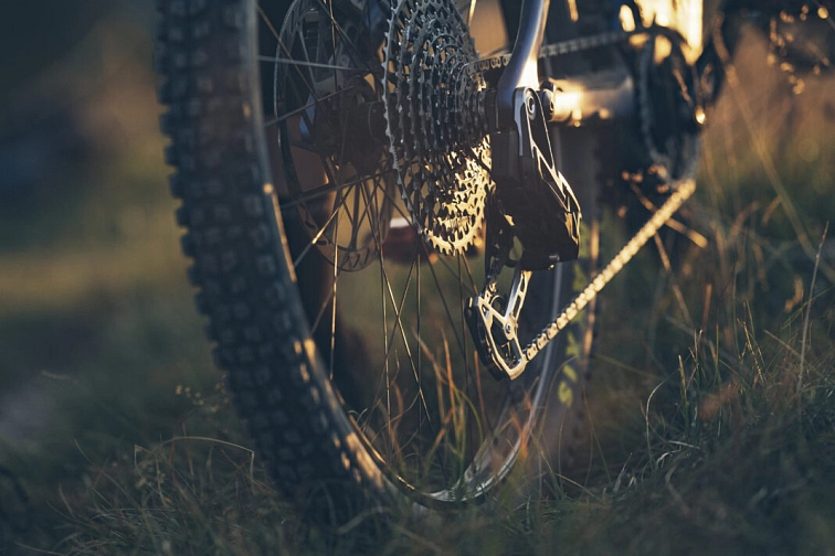 Pohon SRAM Eagle Transmission na horském kole