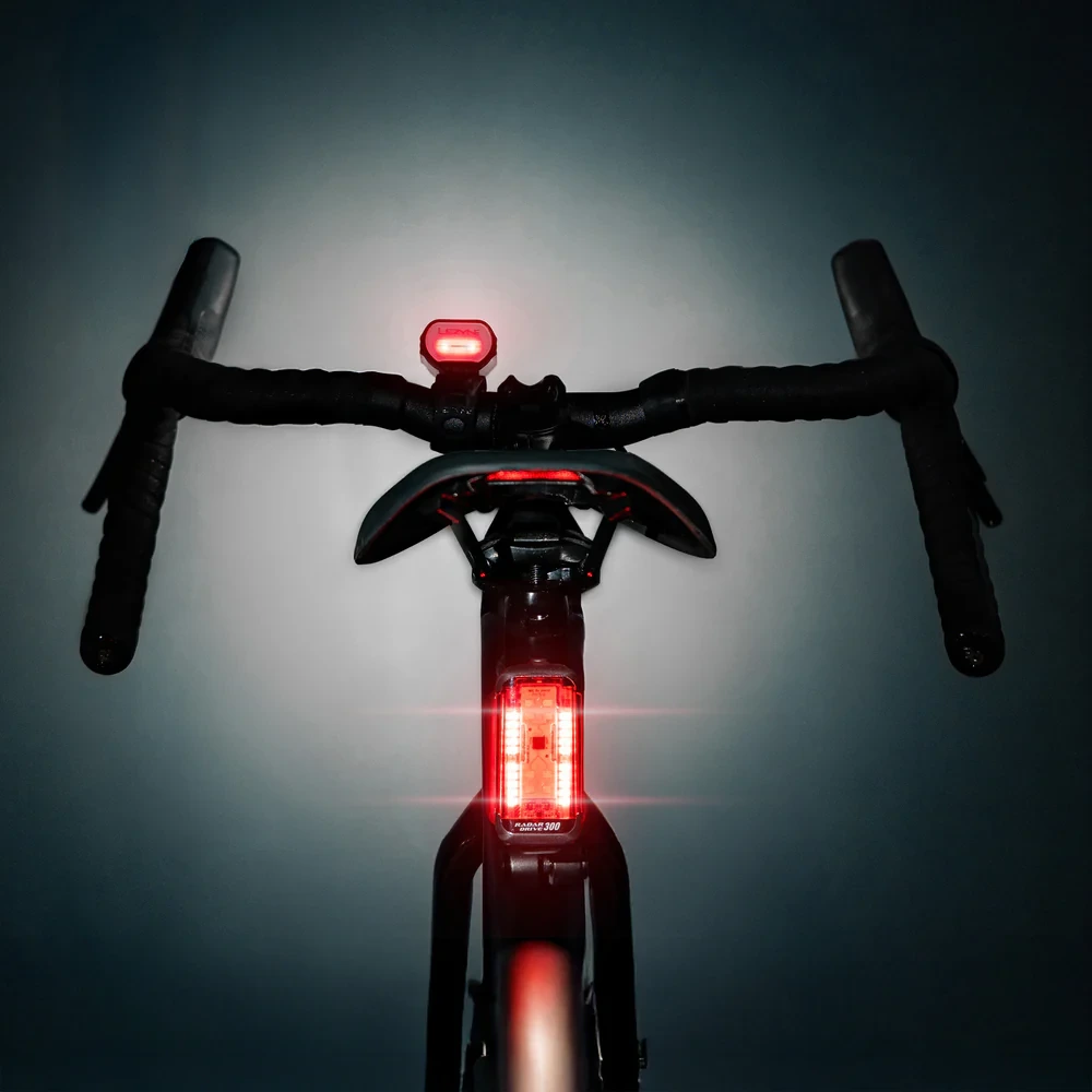 Lezyne Radar Drive – detail montáže na sedlovku