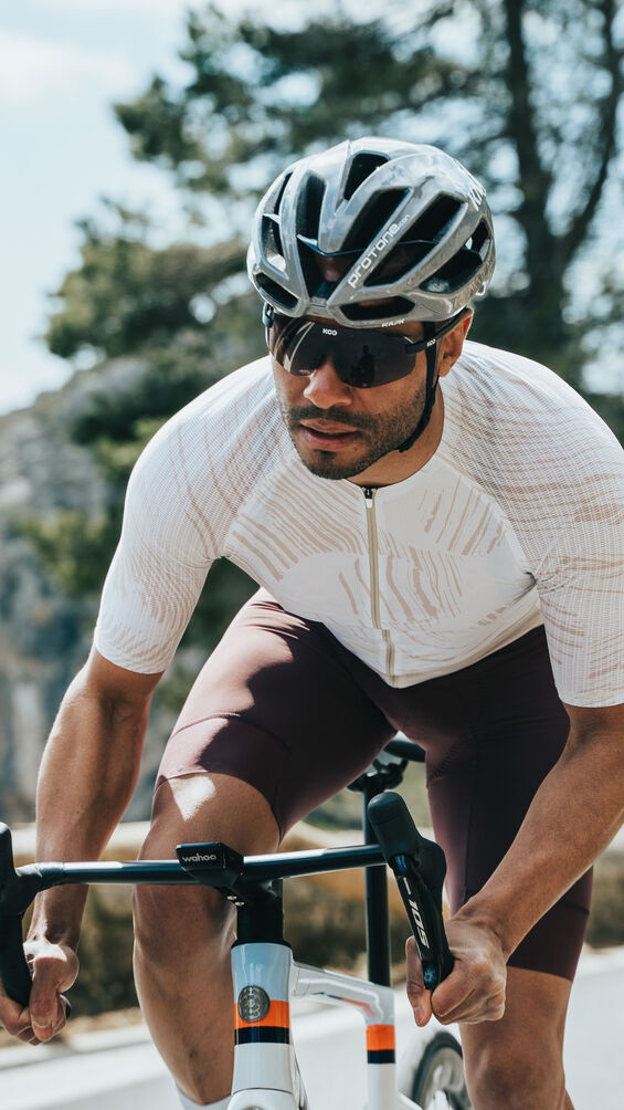 Cyklistická helma KASK Protone Icon v bílé lesklé barvě