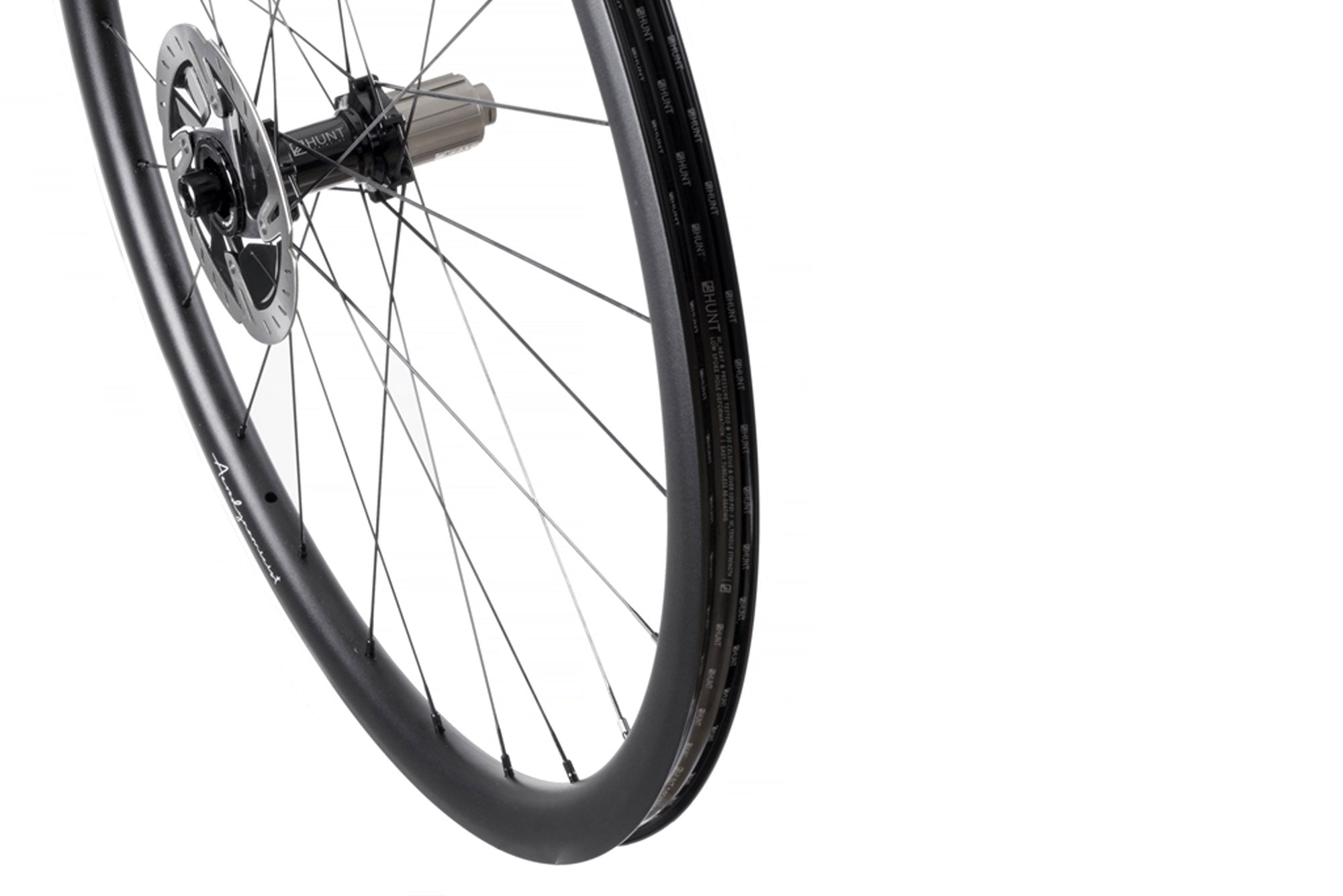 Zapletená kola HUNT 34 Aero Wide Disc SL pohled z boku