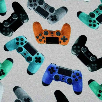 teplakovina-pocesana-bledo-siva-playstation-joystick-jpg