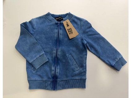 92d00a18 c682 4b72 9b64 e64266b81165