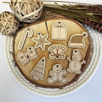 Dřevěné ozdoby k zavěšení - VÁNOCE, Přírodní