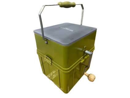 Boatman Drtič + kýbl + lopatka- Crusher 15l mlýnek na boilies, pelety