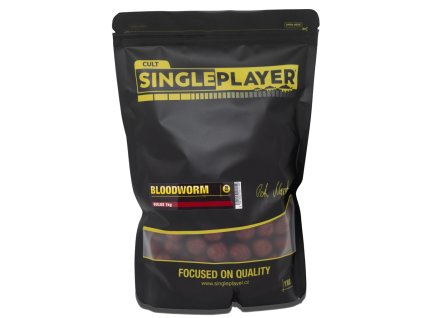 SINGLEPLAYER Rozpustné Boilies SOLUBLE Bloodworm 20mm 150g