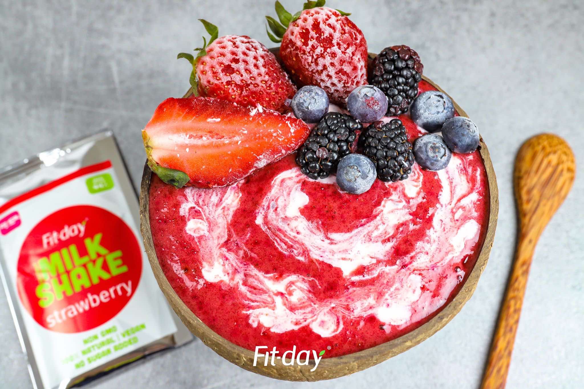 Fit-day Sladká jahodová smoothie miska 