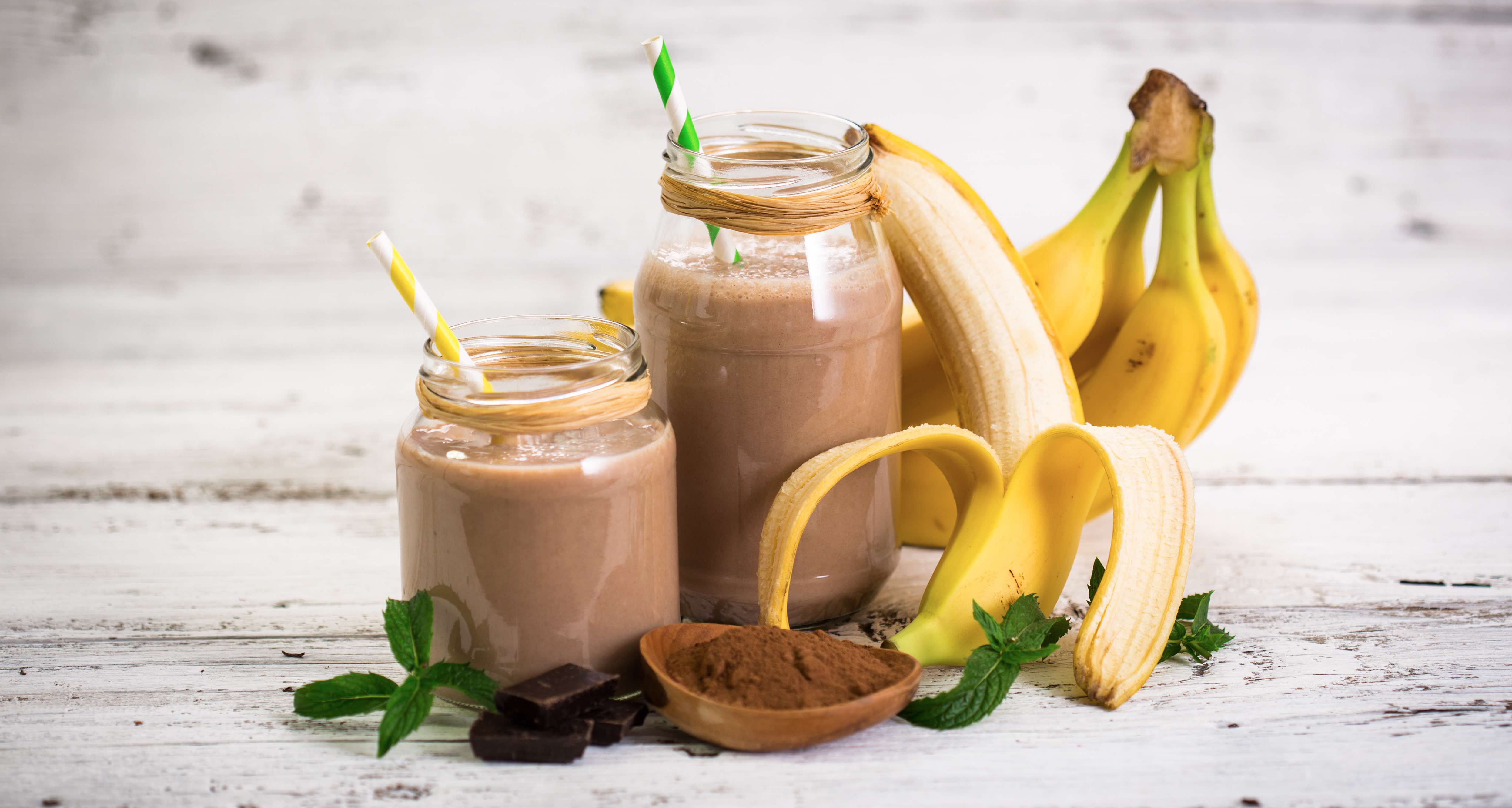 Fit-day smoothie s čokoládou a banánem