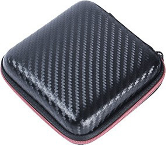 Cestovní úložné carbonové pouzdro Rozměr: Černé čtvercové 7,5x7,5x3,5cm