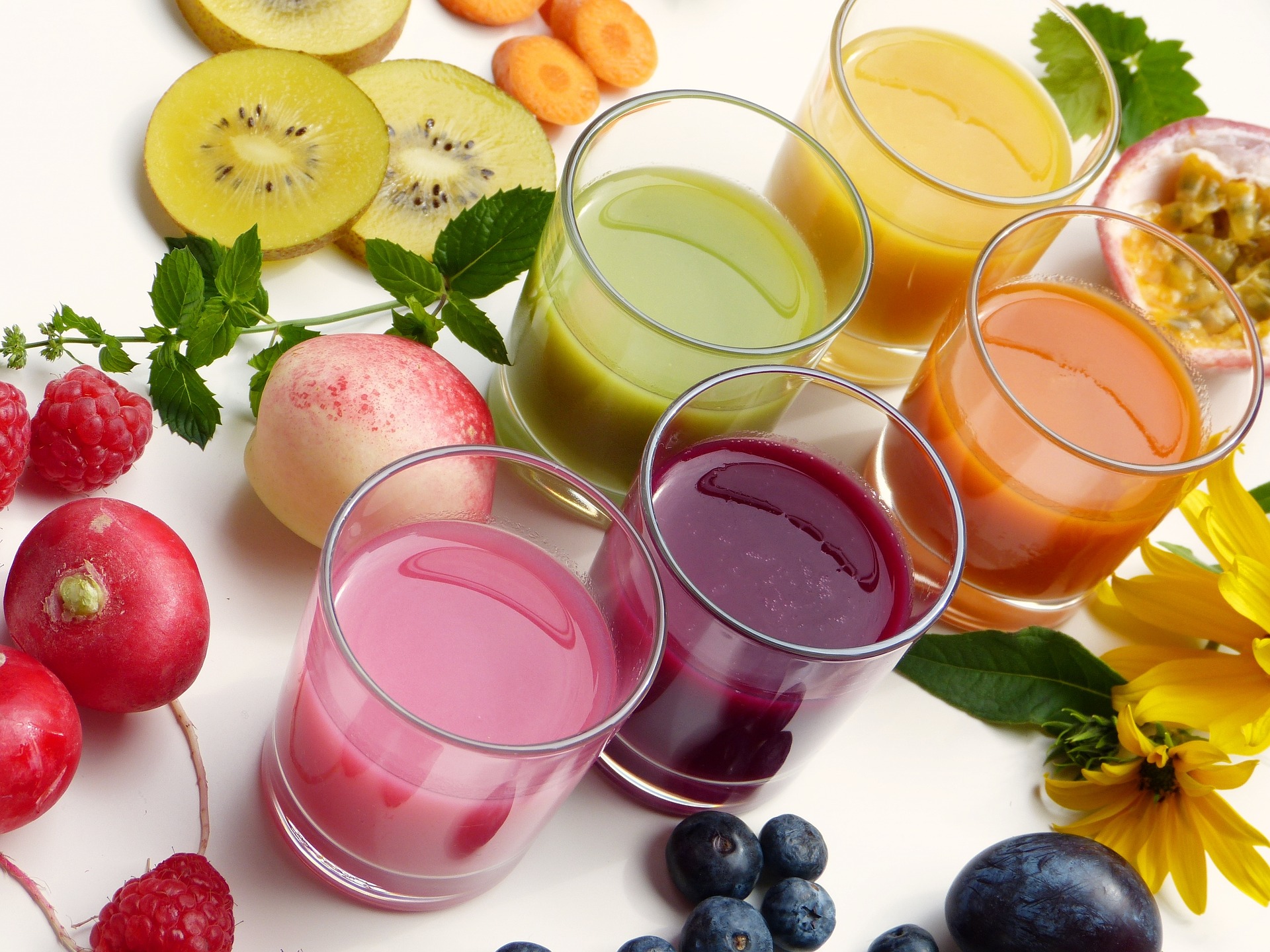 smoothies-3809509_1920