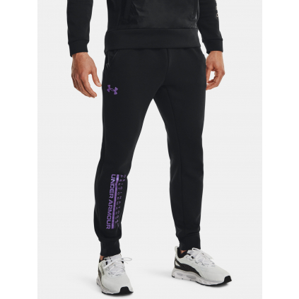 joggers teplaky under armour summit knit black cerne f1