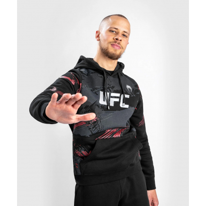 mikina klokanka ufc venum black red f1