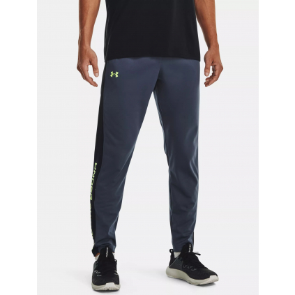 panske teplaky under armour brawler sede f1