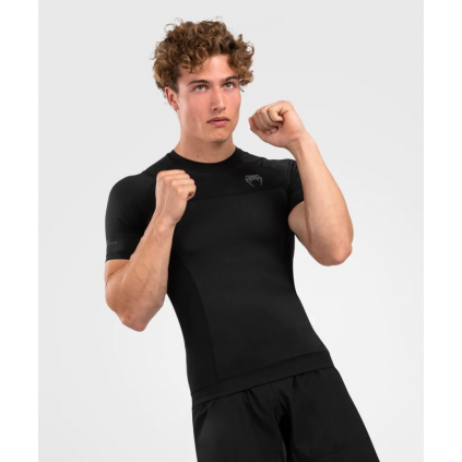 venum gfit kompresni rashguard kratky rukav black f1