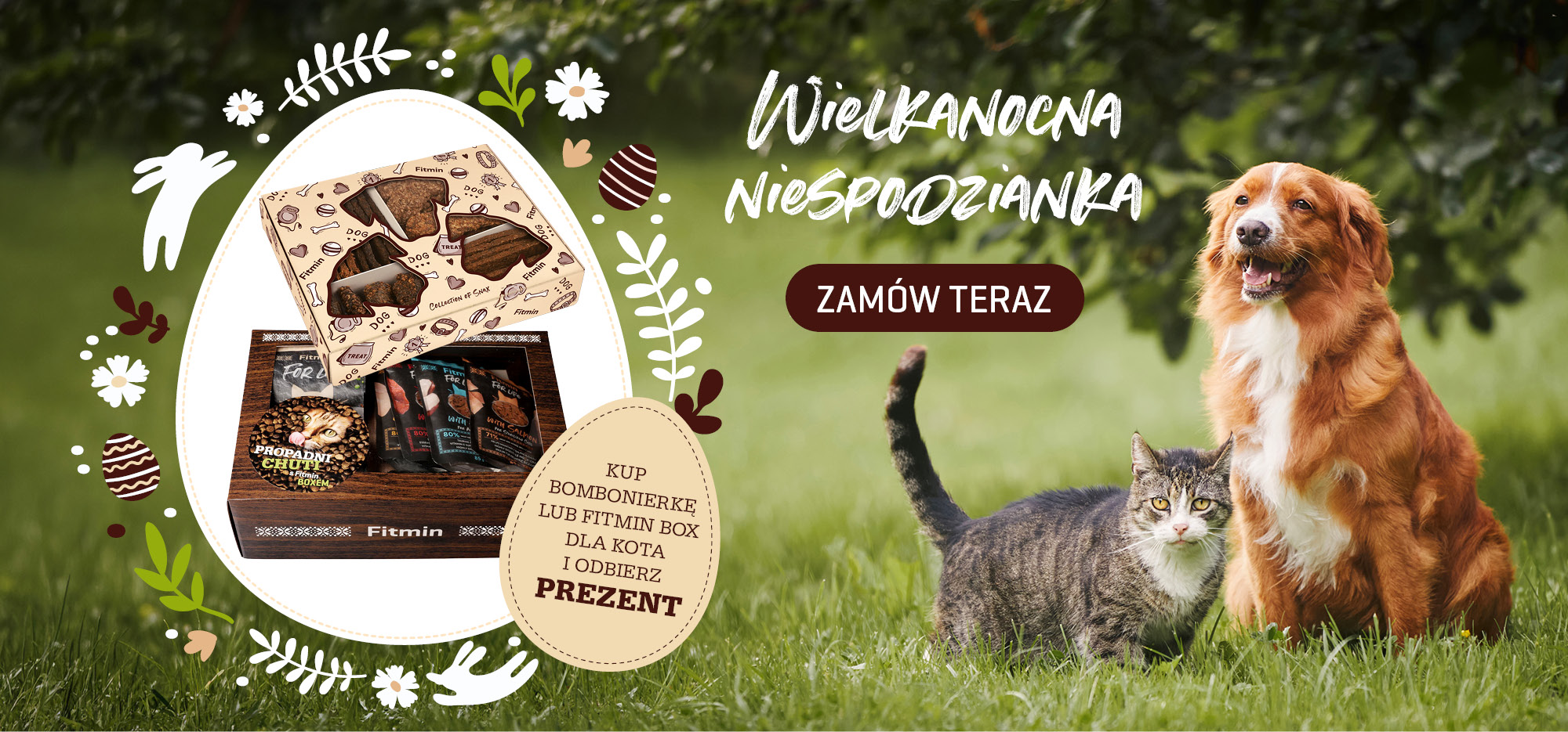Wielkanocny zestaw prezentowy Fitmin dla psów i kotów z dodatkowym upominkiem, pies i kot w ogrodzie