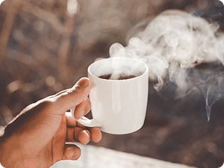 Jak pití kávy napomáhá hubnutí?