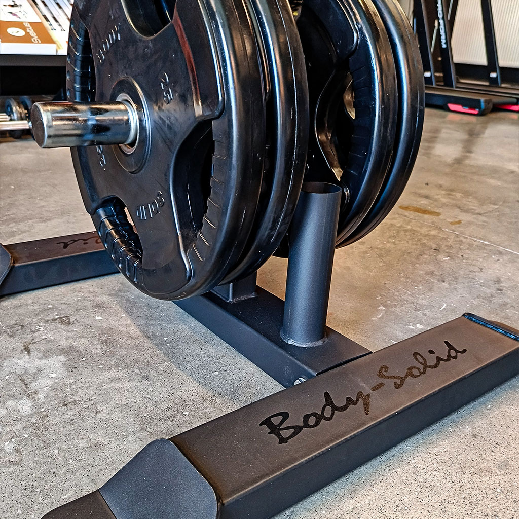 Body Solid Stojan na olympijske kotu e a osky GWT56 FIT PLUS