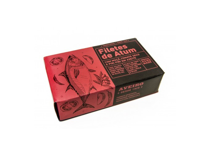 tunakove filety v olivovem oleji s jablky susenym rajcetem a piri piri paprickou 120g