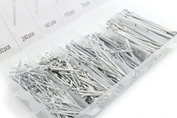 прави заключващи щифтове