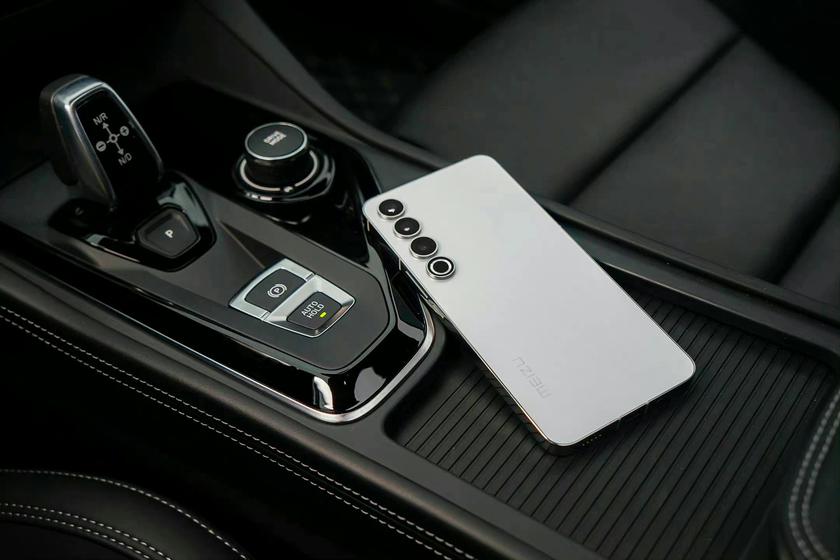 Insider odhaluje oficiální obrázek Meizu 20 Pro a termín jeho představení