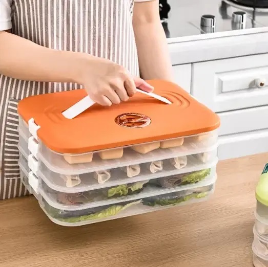 Svačinové krabičky a lahve na pití: Praktické řešení pro každý den!