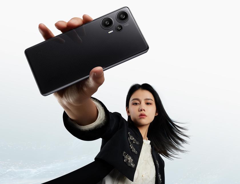 POCO F5 se 120Hz OLED displejem, čipem Snapdragon 7+ Gen 2 a 5000mAh baterií je připraven k oznámení