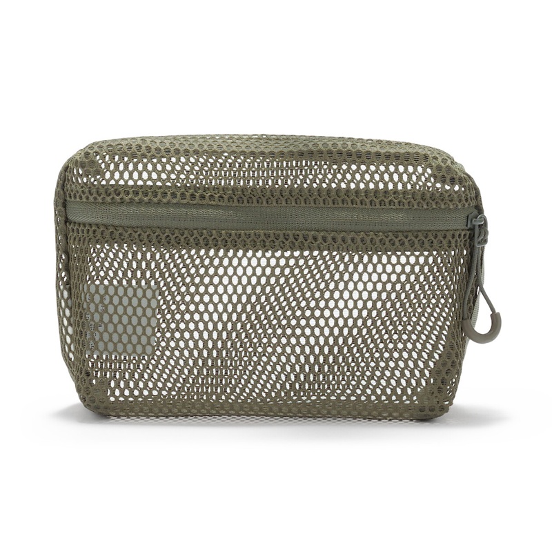 MUJI síťované pouzdro Modern khaki "M"