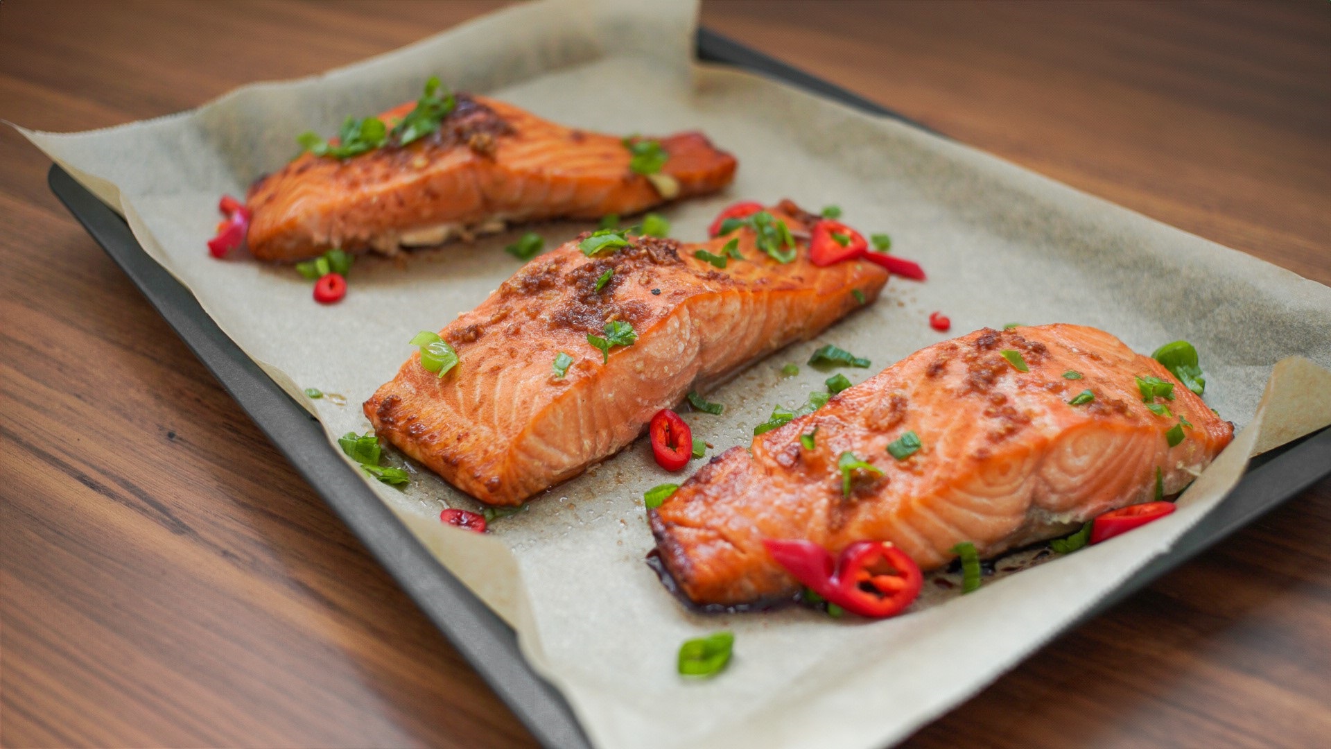 Losos na asijský způsob – recept na pečeného lososa v troubě