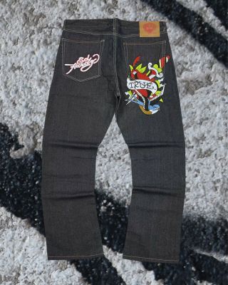 2008 Ed Hardy True Jeans Size: 32 Condition: 10/10 Price: 199€ •Buy online at www.flace.sk (Link in Bio)