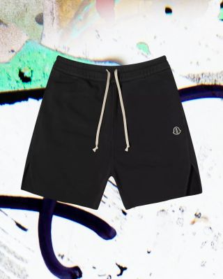 Rick Owens x Moncler Genius Sweatshorts Size: XL Condition: 6/10 Price: 249€ (Under Retail!) •Buy online at www.flace.sk...