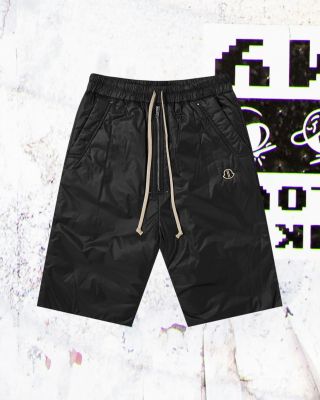 2023 Rick Owens x Moncler Genius Puffer Shorts Size: M Condition: 7/10 Price: 299€ (Under Retail!) •Buy online at...