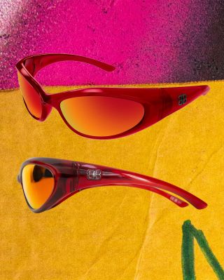 Balenciaga BB0384 Sunglasses Size: UNI Condition: 9/10 Price: 199€ (Under Retail!) •Buy online at www.flace.sk (Link in Bio)