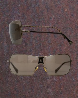 Louis Vuitton Z0196U Sunglasses Size: UNI Condition: 6/10 Price: 149€ (Under Retail!) •Buy online at www.flace.sk (Link in...