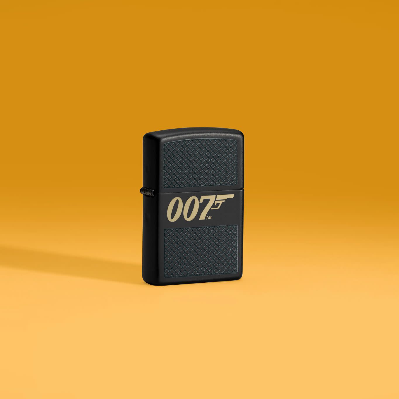 James Bond 007 a Zippo: Spojení elegance, stylu a dobrodružství