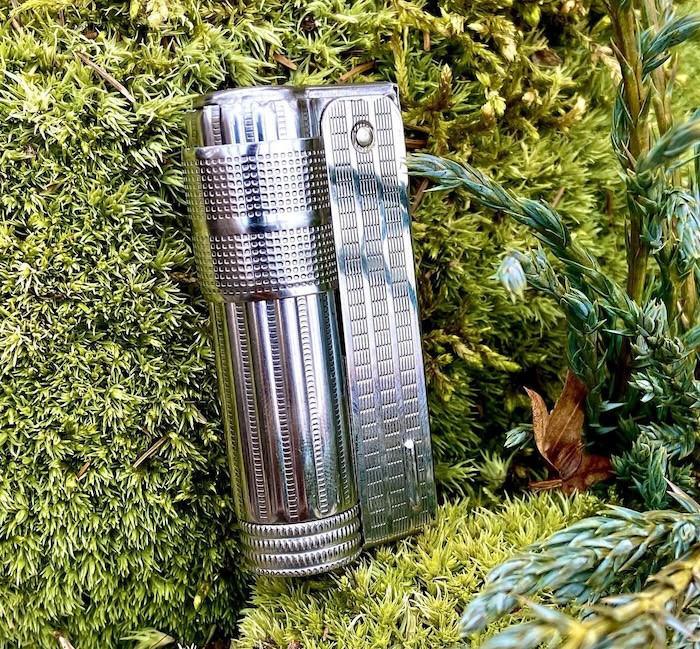 Rakušák: Benzínový Zapalovač, Který Překlenul Generace