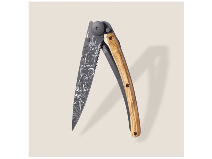 deejo kapesni nuz hunting scene olive wood