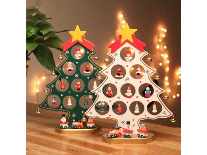 Vánoční dekorace- Vánoční dřevěné stromečky s rolničkami zelený, červený, bílý- VÝPRODEJ SKLADU
