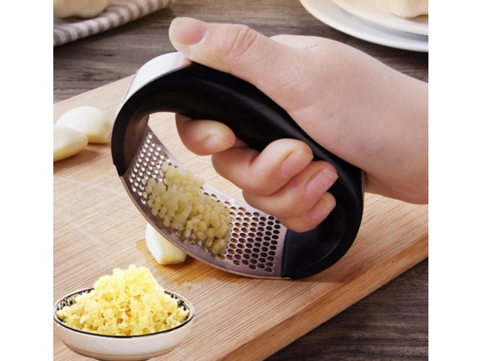 Kuchyně- lis na česnek