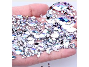 Dekorační kamínky, diamanty ve tvaru slzy na nehty 100ks