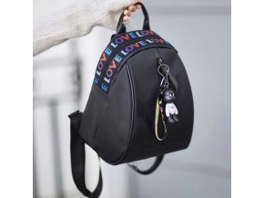 Dámský batoh - černý batoh s barevným nápisem love a přívěškem - dárky pro ženy