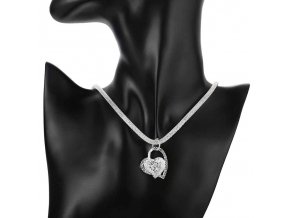Stříbrný dámský náhrdelník