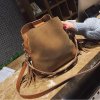 Dámská retro crossbody kabelka se střapci  - více barev